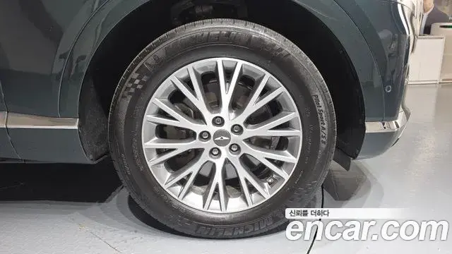 Genesis GV80 2021 — ფოტო 7/34