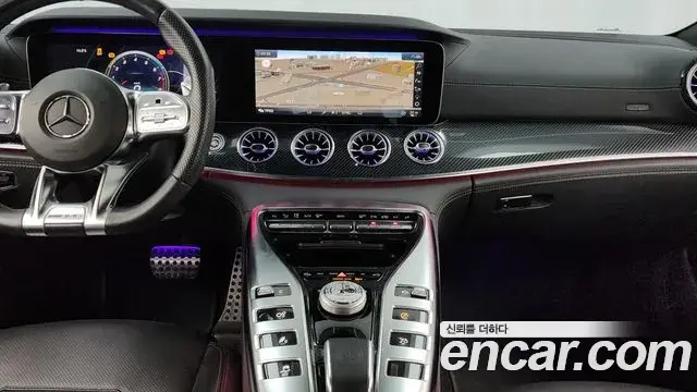 Mercedes-Benz AMG GT 2020 — Фото 14/20