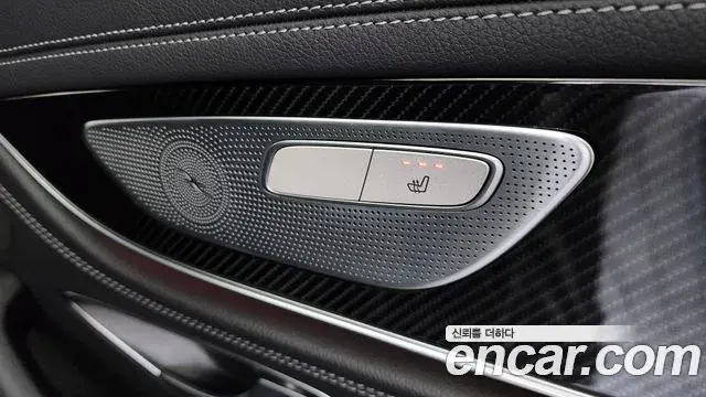 Mercedes-Benz AMG GT 2020 — Фото 19/20