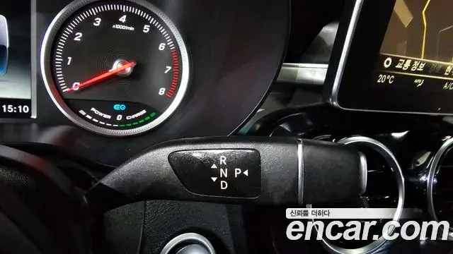 Mercedes-Benz GLC-Class 2018 — ფოტო 4/20