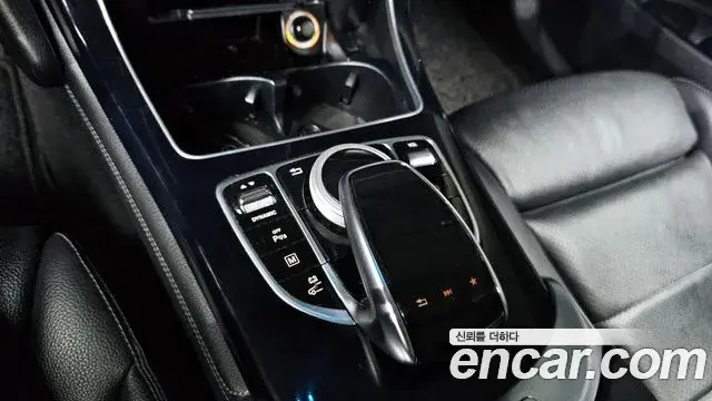 Mercedes-Benz GLC-Class 2018 — ფოტო 18/20