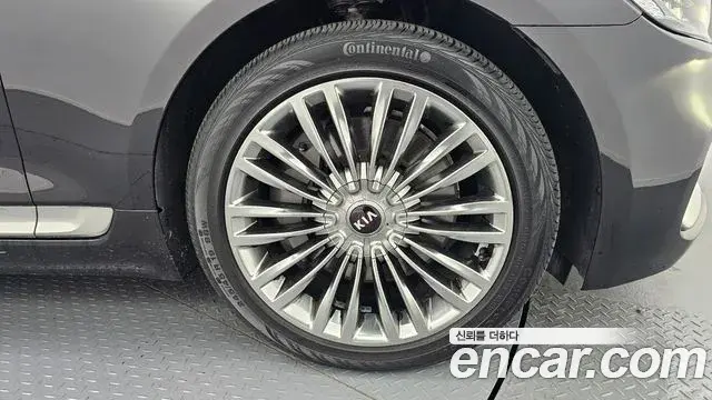 Kia The K9 2018 — Şəkil 7/20