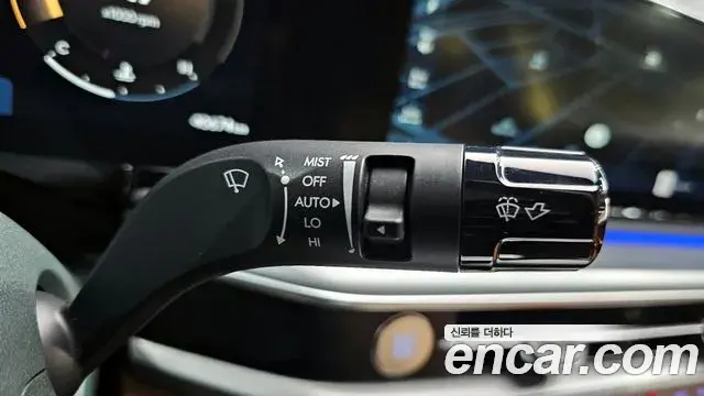 Hyundai Grandeur Hybrid 2023 — Photo 32/32