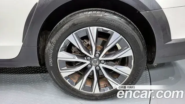 Volvo V90 Cross Country 2021 — ფოტო 14/34