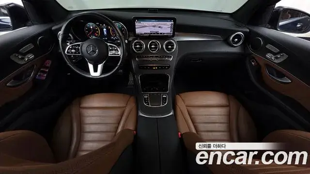 Mercedes-Benz GLC-Class 2022 — Фото 10/20