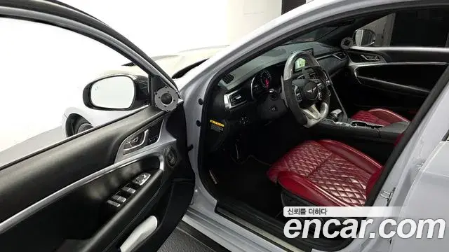 Genesis G70 2018 — Photo 7/20