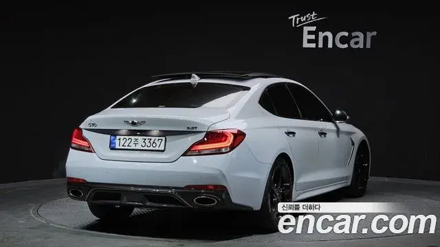 Genesis G70 2018 — ფოტო 15/32