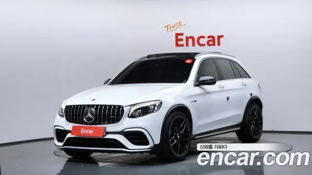 Mercedes-Benz GLC-Class 2019 — Photo 10/20