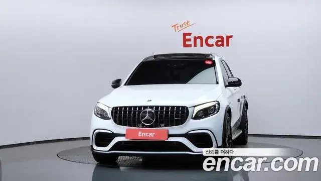 Mercedes-Benz GLC-Class 2019 — Photo 15/20