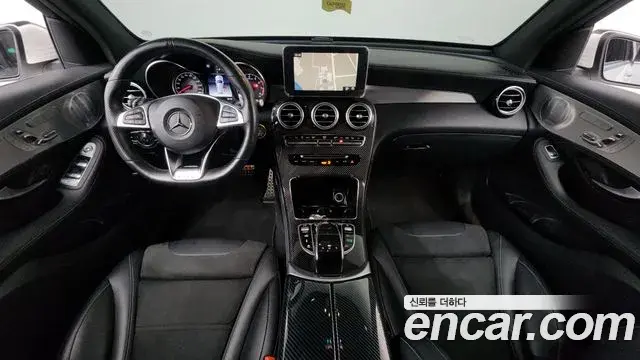 Mercedes-Benz GLC-Class 2019 — Photo 2/20