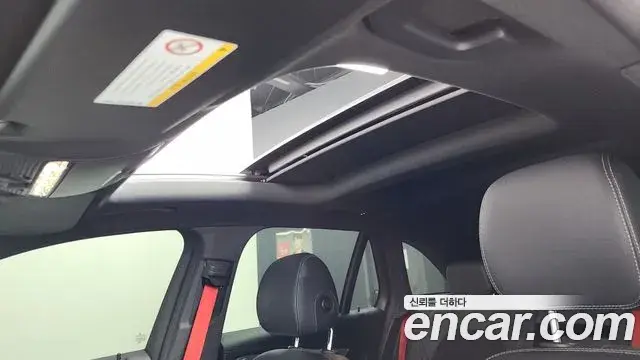 Mercedes-Benz GLC-Class 2019 — Photo 3/20