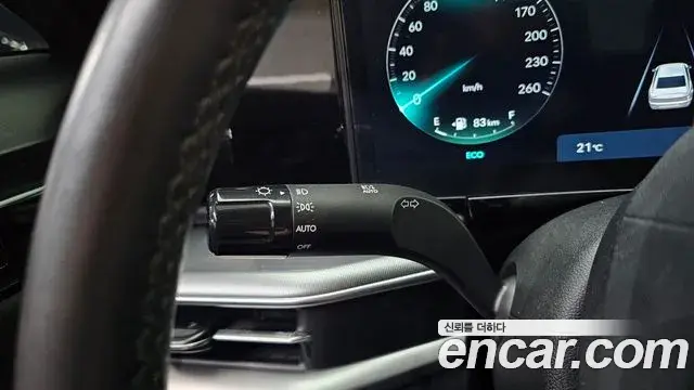 Hyundai Grandeur 2023 — Фото 18/20