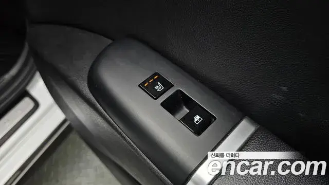 Hyundai Grandeur 2023 — Фото 19/20