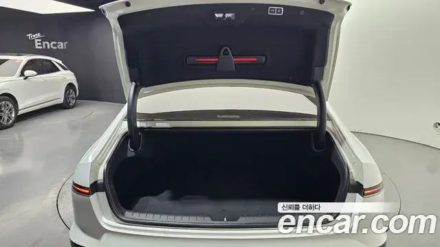 Hyundai Grandeur 2023 — Фото 20/20