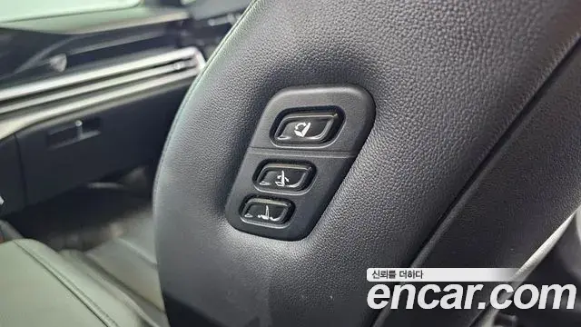 Hyundai Grandeur Hybrid 2023 — Photo 31/31