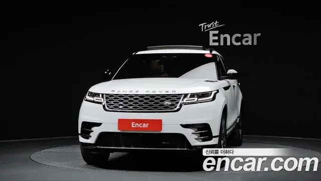 Land Rover Range Rover Velar 2022 — Şəkil 15/30