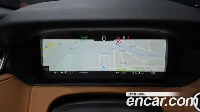 Land Rover Range Rover Velar 2022 — Şəkil 1/30
