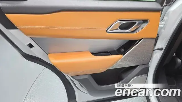 Land Rover Range Rover Velar 2022 — Şəkil 30/30