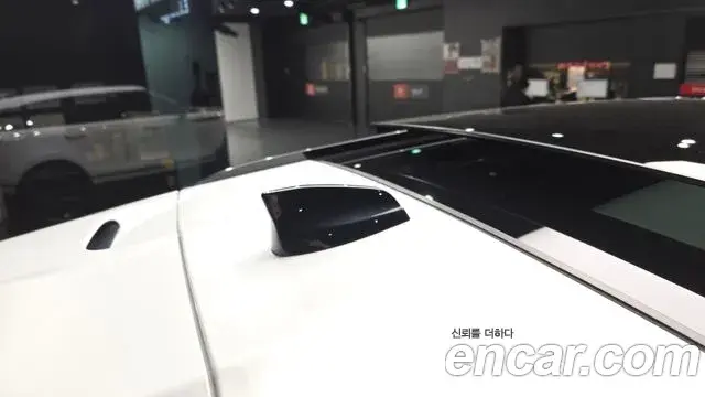 Land Rover Range Rover Velar 2022 — Şəkil 22/30