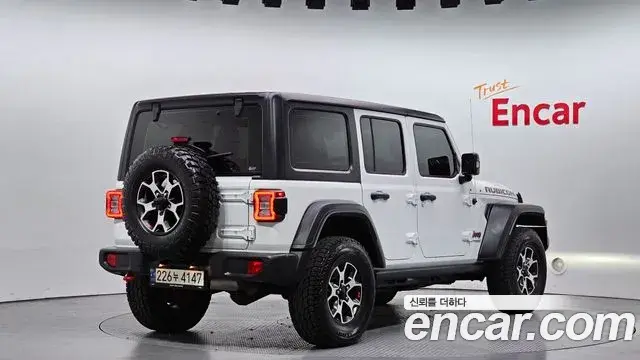 Jeep Wrangler 2021 — Şəkil 14/30