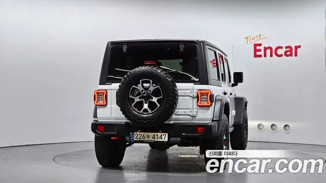Jeep Wrangler 2021 — Şəkil 30/30