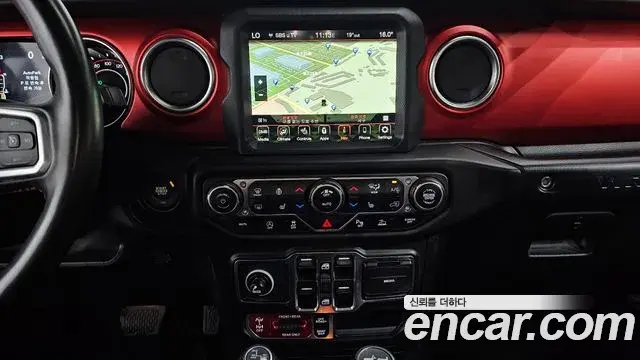 Jeep Wrangler 2021 — Şəkil 21/30