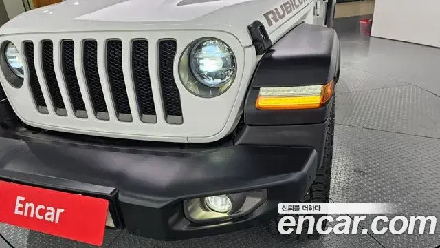 Jeep Wrangler 2021 — Şəkil 25/30