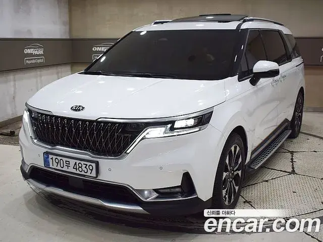 Kia Carnival 2021 — Şəkil 1/20