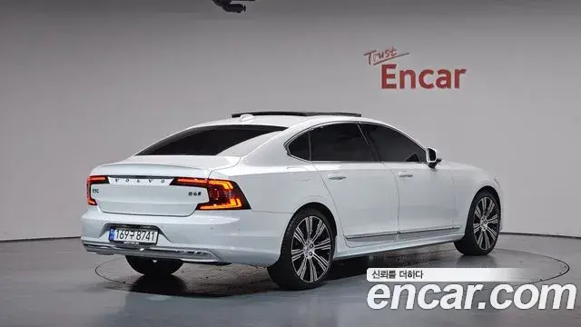 Volvo S90 2024 — Şəkil 35/38