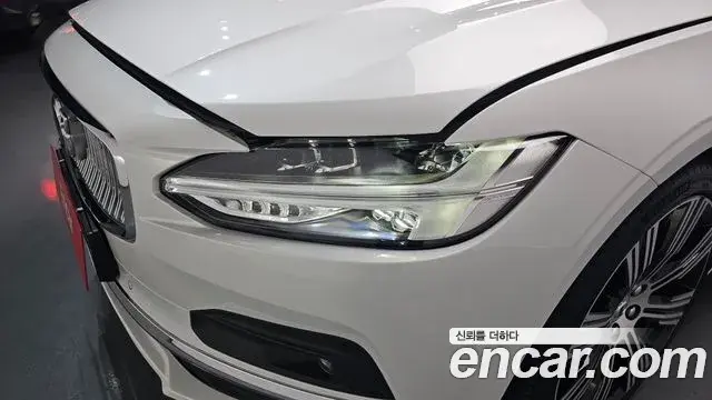 Volvo S90 2024 — Şəkil 37/38