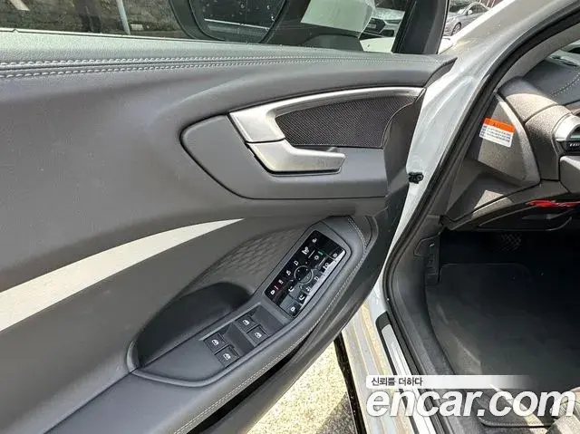 Audi A5 2025 — Photo 11/17