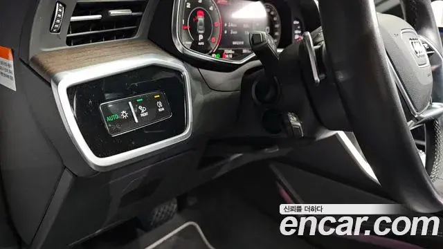 Audi A7 2022 — ფოტო 29/30