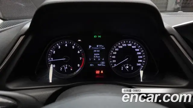 Hyundai Sonata Hybrid 2019 — Şəkil 25/33
