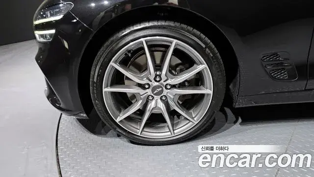 Genesis G70 2021 — Şəkil 1/20