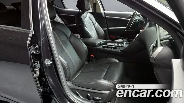 Genesis G70 2021 — Şəkil 8/20