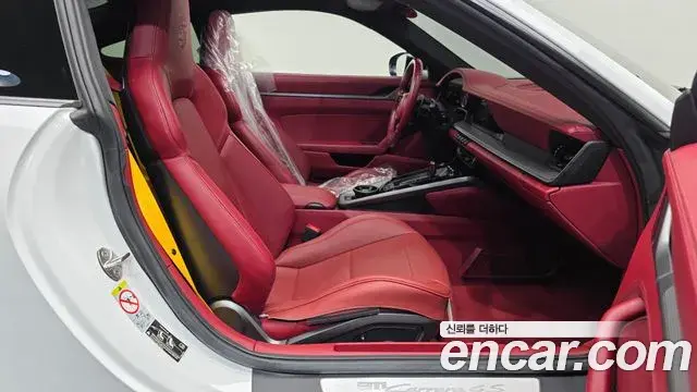 Porsche 911 2020 — ფოტო 18/20