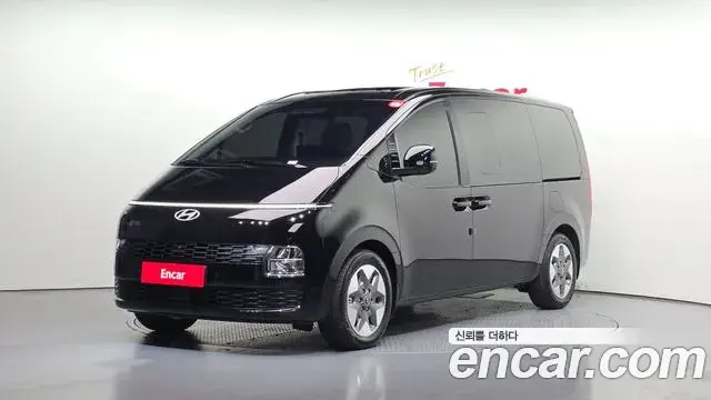 Hyundai Staria 2026 — Şəkil 34/34
