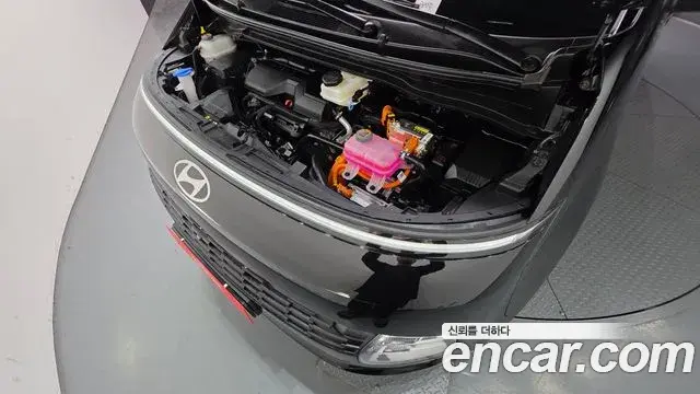 Hyundai Staria 2026 — Şəkil 26/34