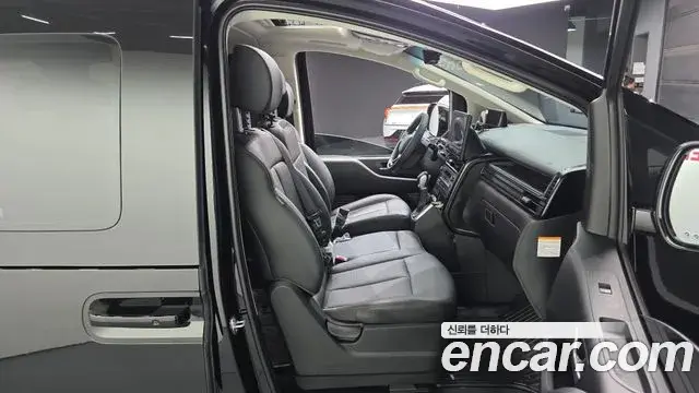 Hyundai Staria 2026 — Şəkil 12/34