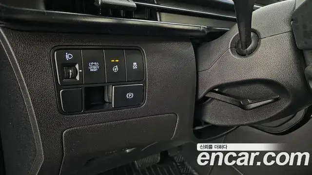 Hyundai Staria 2026 — Şəkil 23/34