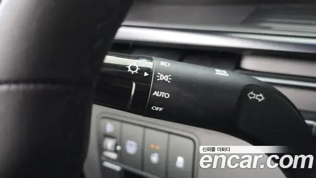 Hyundai Staria 2026 — Şəkil 8/34