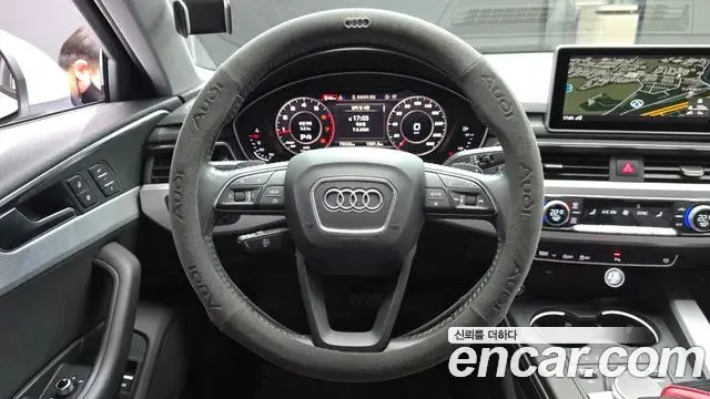 Audi A4 2019 — Фото 13/20