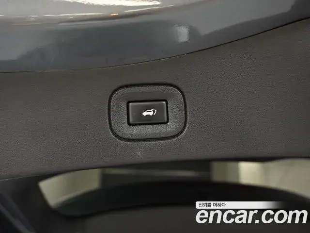 Renault Samsung QM6 2022 — ფოტო 14/20