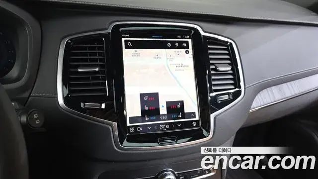Volvo XC90 2024 — Photo 35/35
