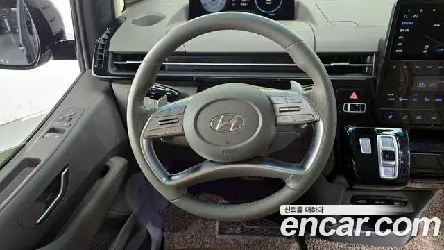 Hyundai Staria 2022 — Фото 14/20
