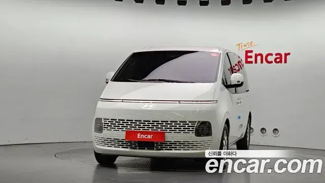 Hyundai Staria 2025 — Şəkil 20/20