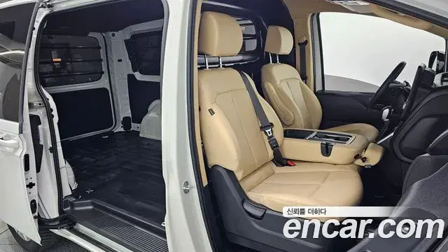 Hyundai Staria 2025 — Şəkil 4/20