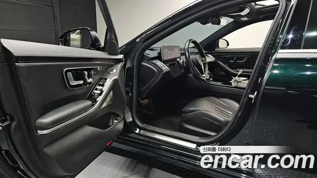 Mercedes-Benz S-Class 2021 — Фото 10/20