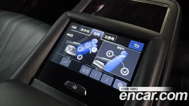 Lexus LS500 2021 — Photo 4/34