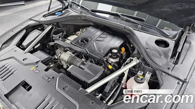 Genesis GV70 2021 — Şəkil 27/30